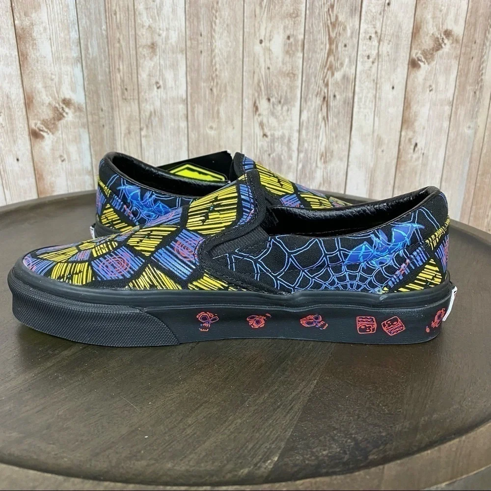 Vans x‎ Disney The Nightmare Before Christmas Classic Slip On Sneaker Size 5 Wmn